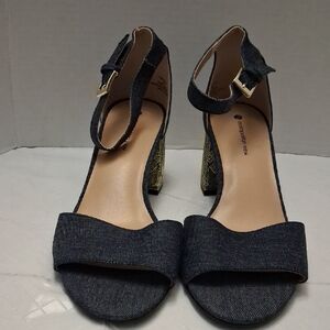 Metropolotan View Size 10M Women's Denim Ankle Strap Stacked Heels Shoes.